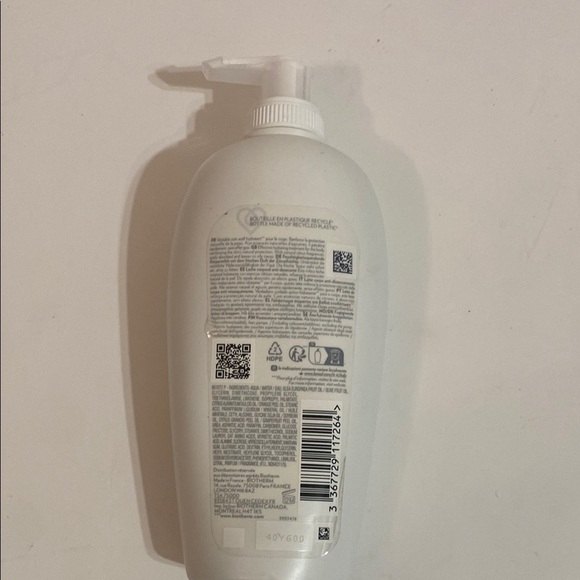 Biotherm White Pump Bottle - Picture 5 of 8